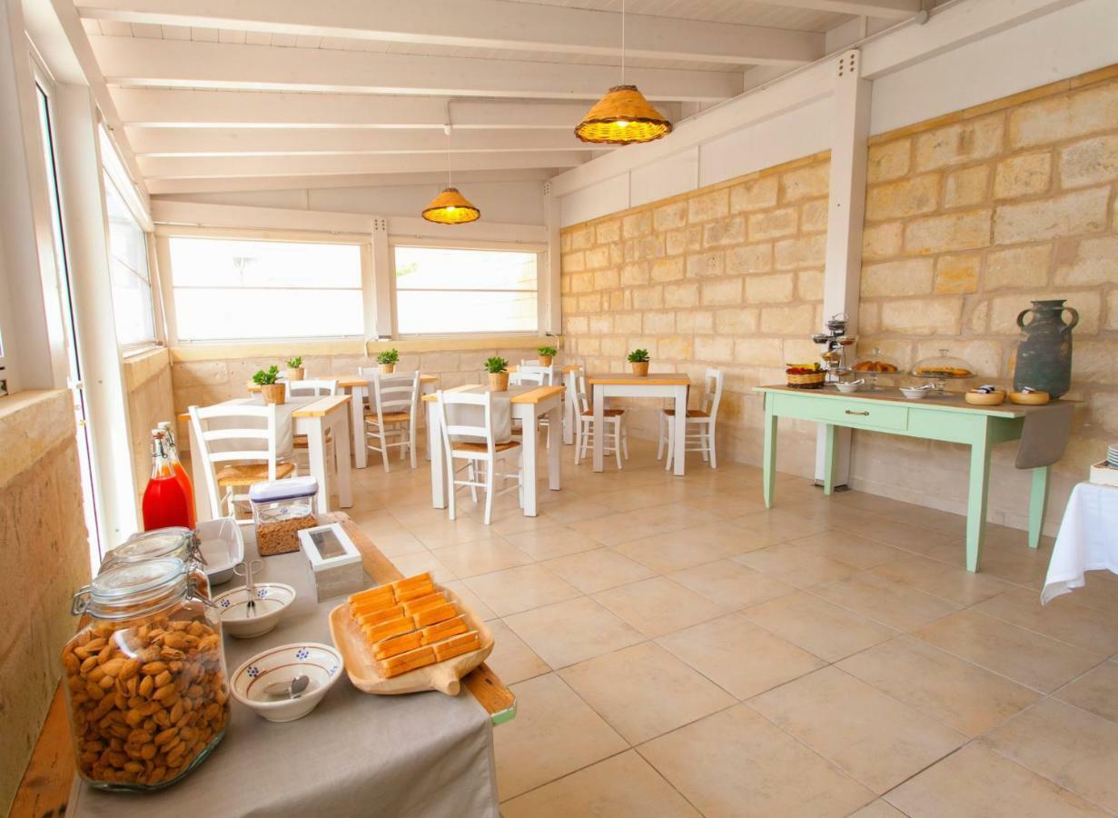 לינה וארוחת בוקר אוג'אנו לה קייזה Terra D'Otranto מראה חיצוני תמונה