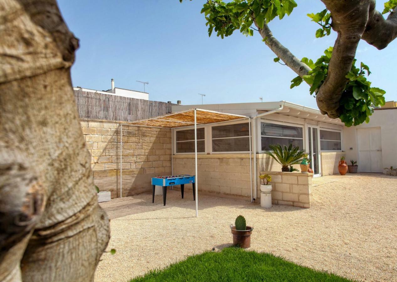 לינה וארוחת בוקר אוג'אנו לה קייזה Terra D'Otranto מראה חיצוני תמונה